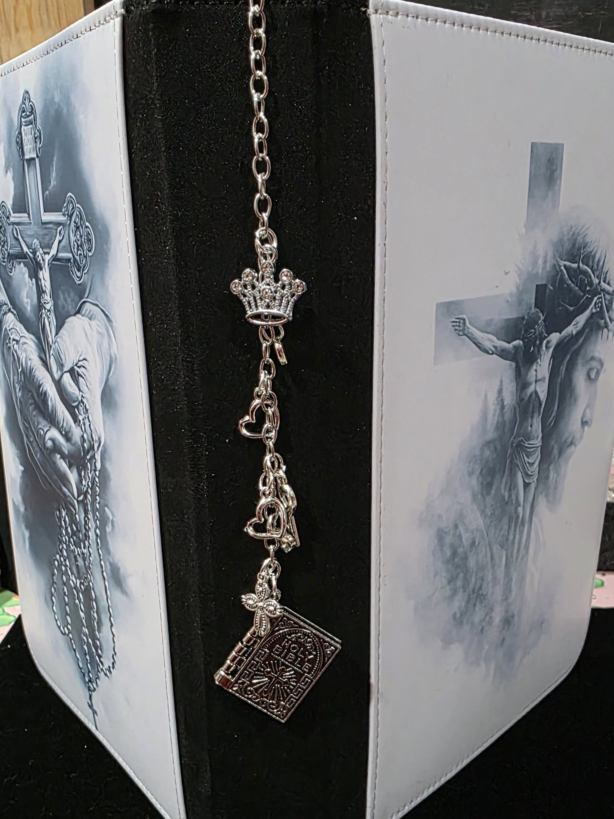 clip charms
