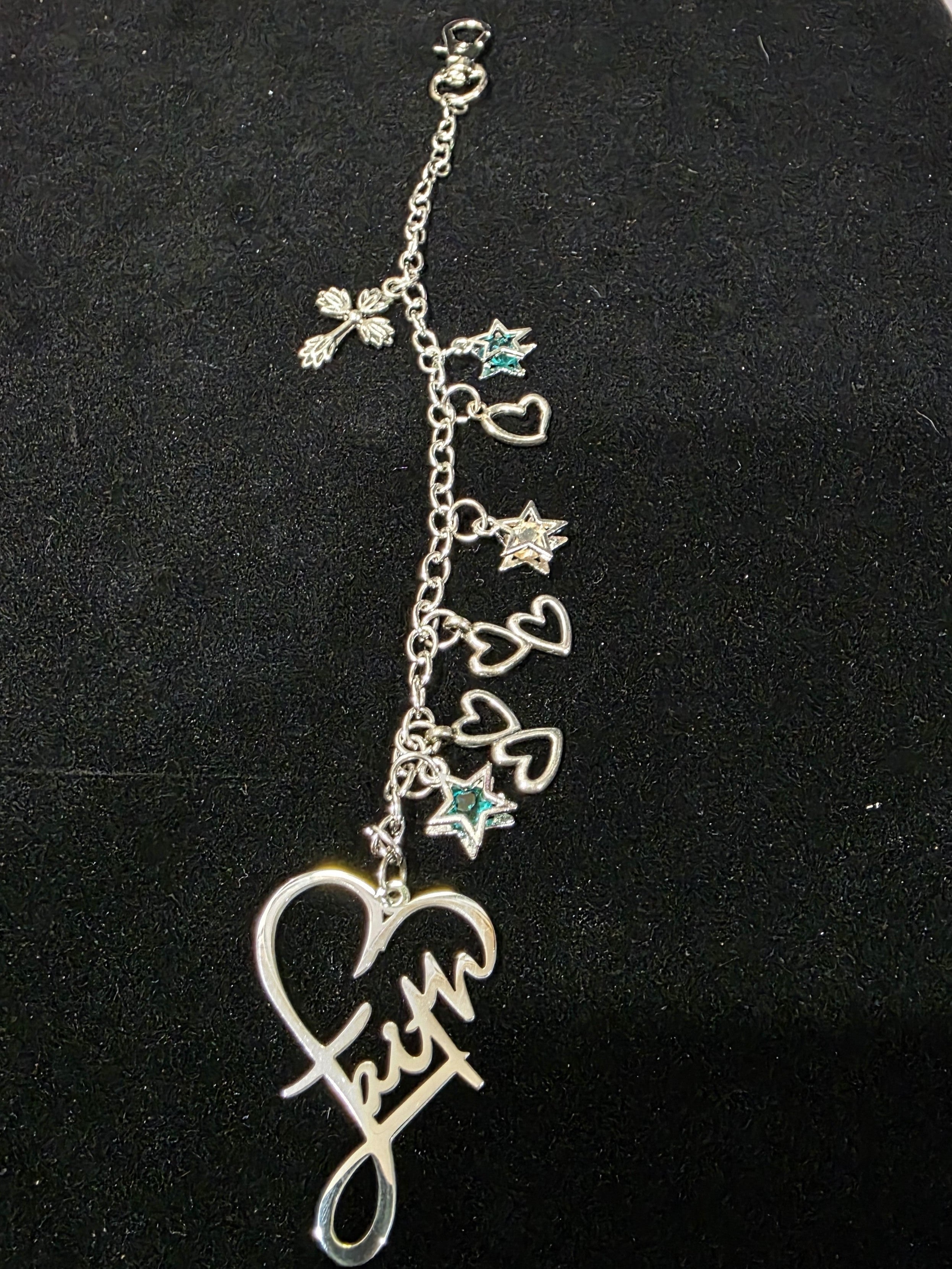 clip charms